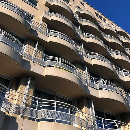 La Vie Sur - Zijdelings Zeezicht Mariakerke Oostende