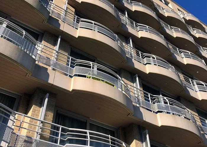 La Vie Sur - Zijdelings Zeezicht Mariakerke Ostende